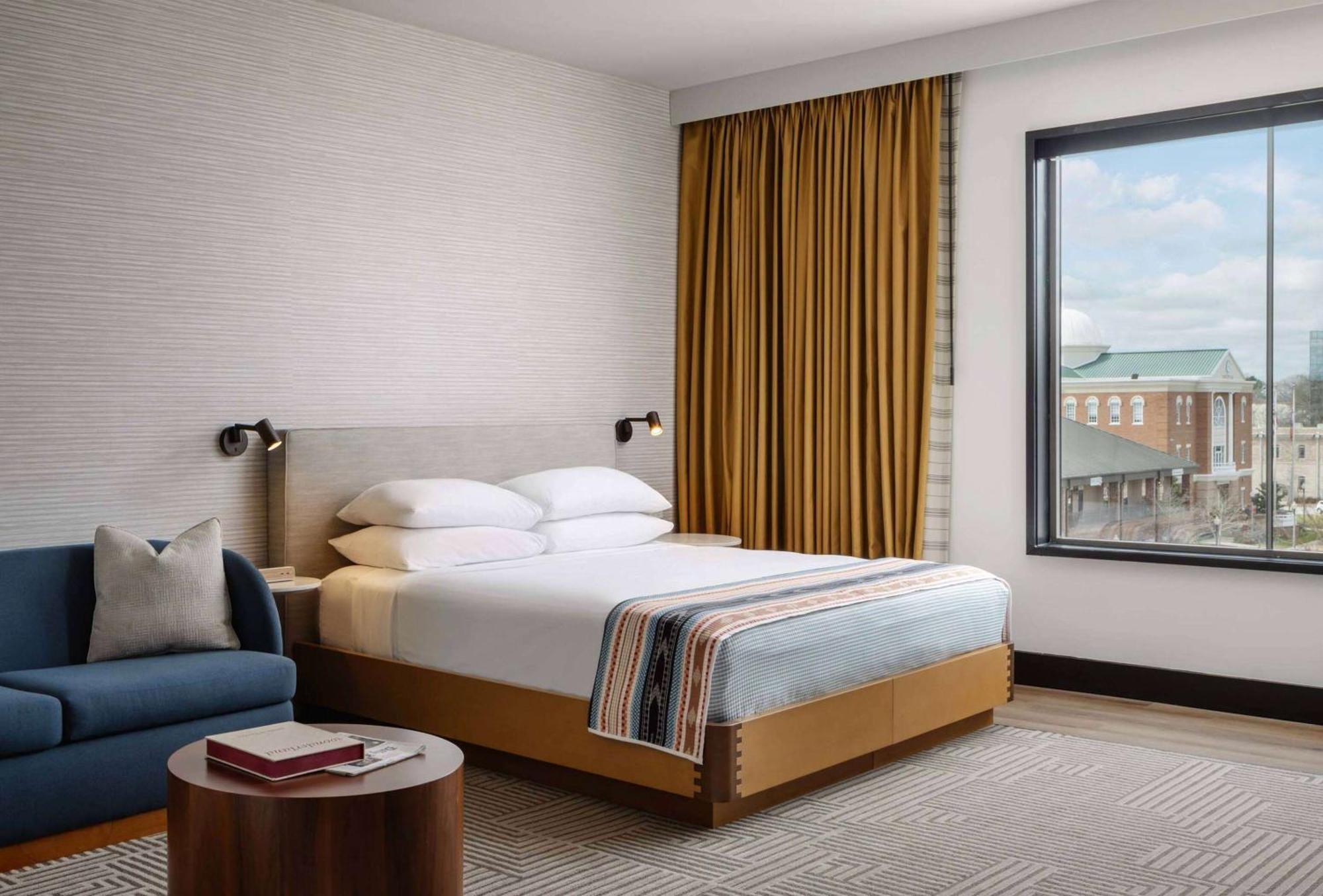 Hotel Tupelo, a Wyndham Hotel Buitenkant foto
